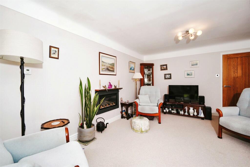 Additional image 13 of Holmwood Avenue, Barnston, Wirral, CH61