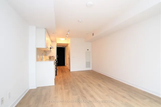 Additional image 4 of 87 Peter St Unit 1108