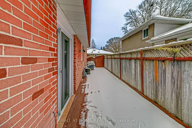 Additional image 22 of 130 Cultra Sq