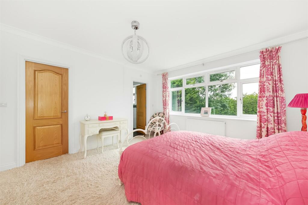 Additional image 13 of Elwill Way, Beckenham