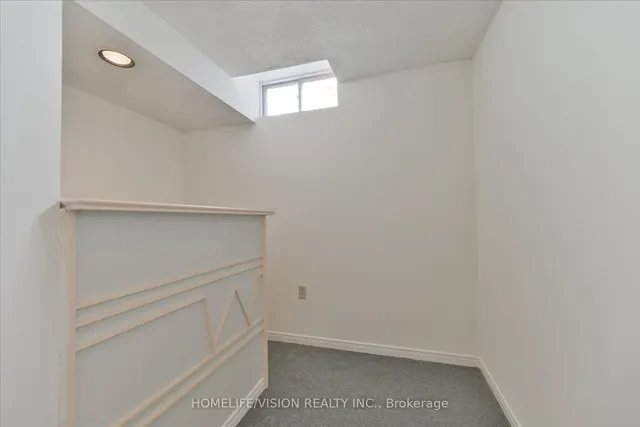 Additional image 34 of 23 Copthorne Ave