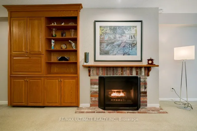 Additional image 5 of 78 Upper Canada Dr Unit 3