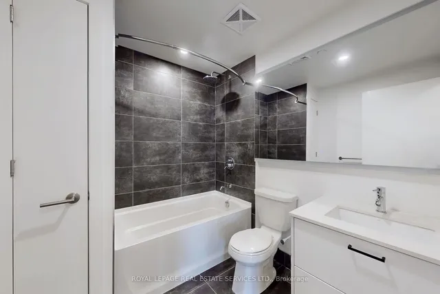 Additional image 14 of 1331 Queen St Unit 509