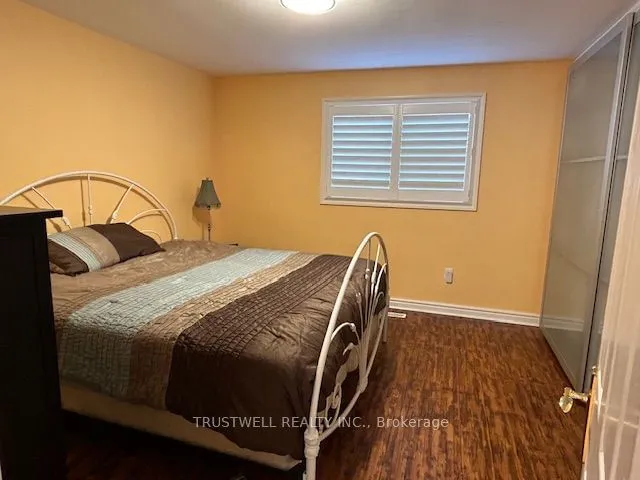 Additional image 20 of 29 Kingsdown Dr