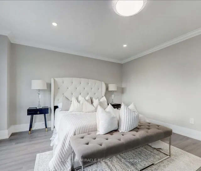 Additional image 18 of 167 August Ave