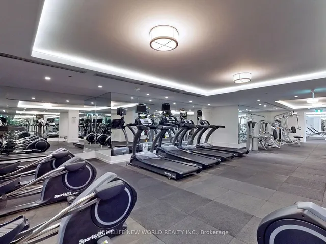 Additional image 16 of 955 Bay St Unit 723