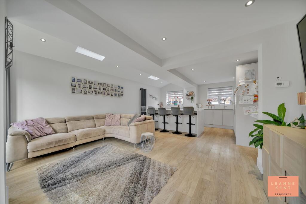 Additional image 37 of Caerphilly, CF83