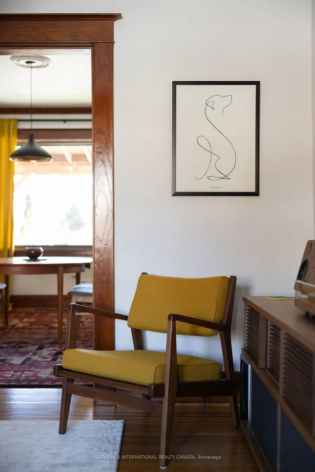 Additional image 32 of 253 Graham Ave