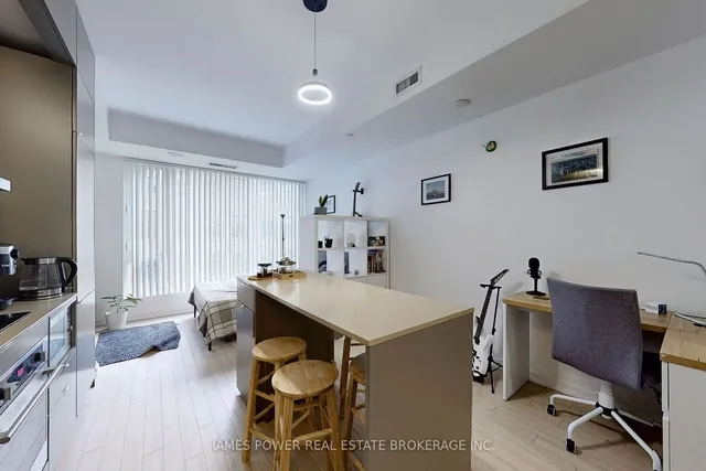 Additional image 10 of 101 Peter St Unit 709