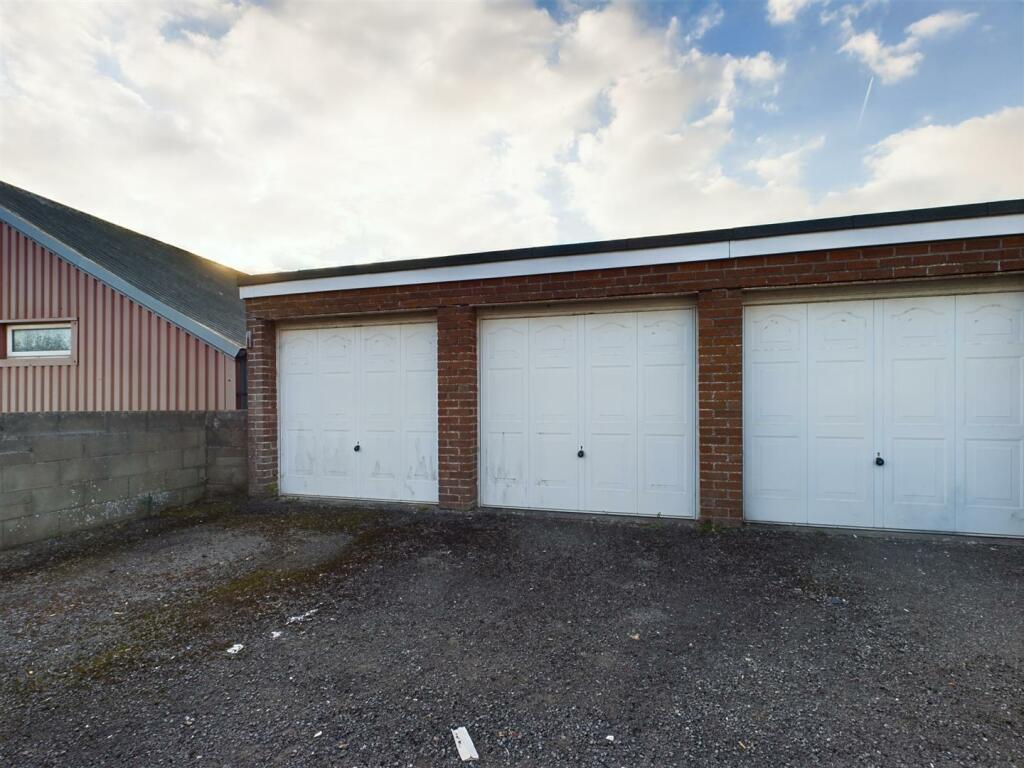 Additional image 8 of Llys Onnen, South Road, Porthcawl