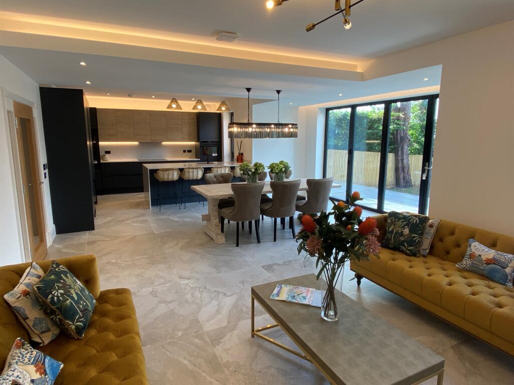 Additional image 20 of Farr Hall Road, Heswall