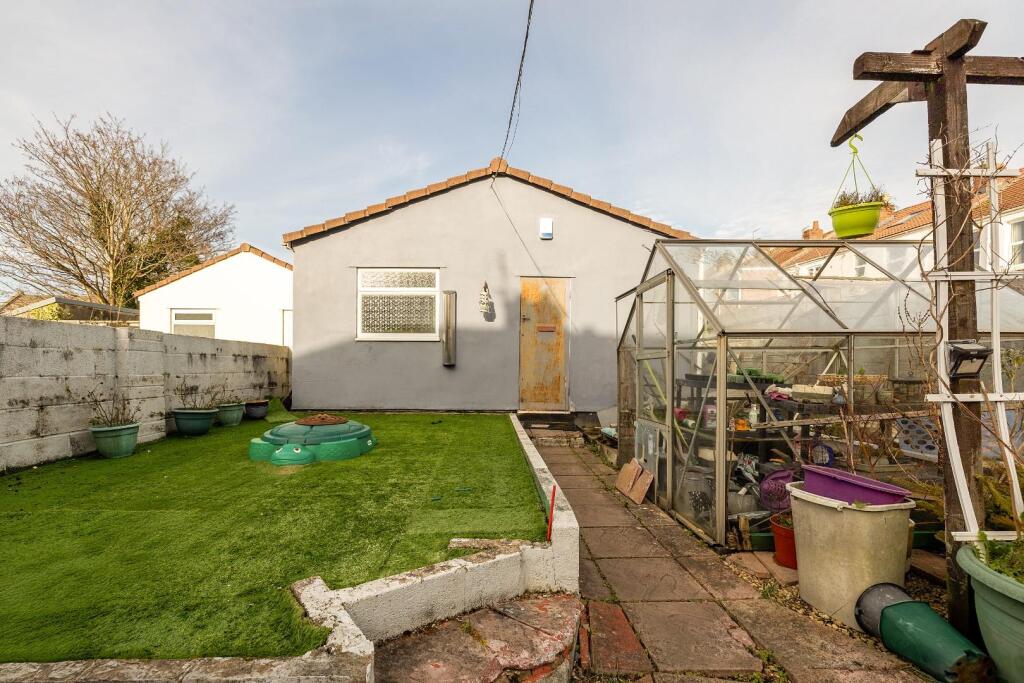 Additional image 3 of Bell Hill Road, St George