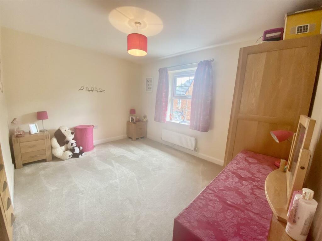 Additional image 19 of Cae Babilon, Higher Kinnerton, Chester