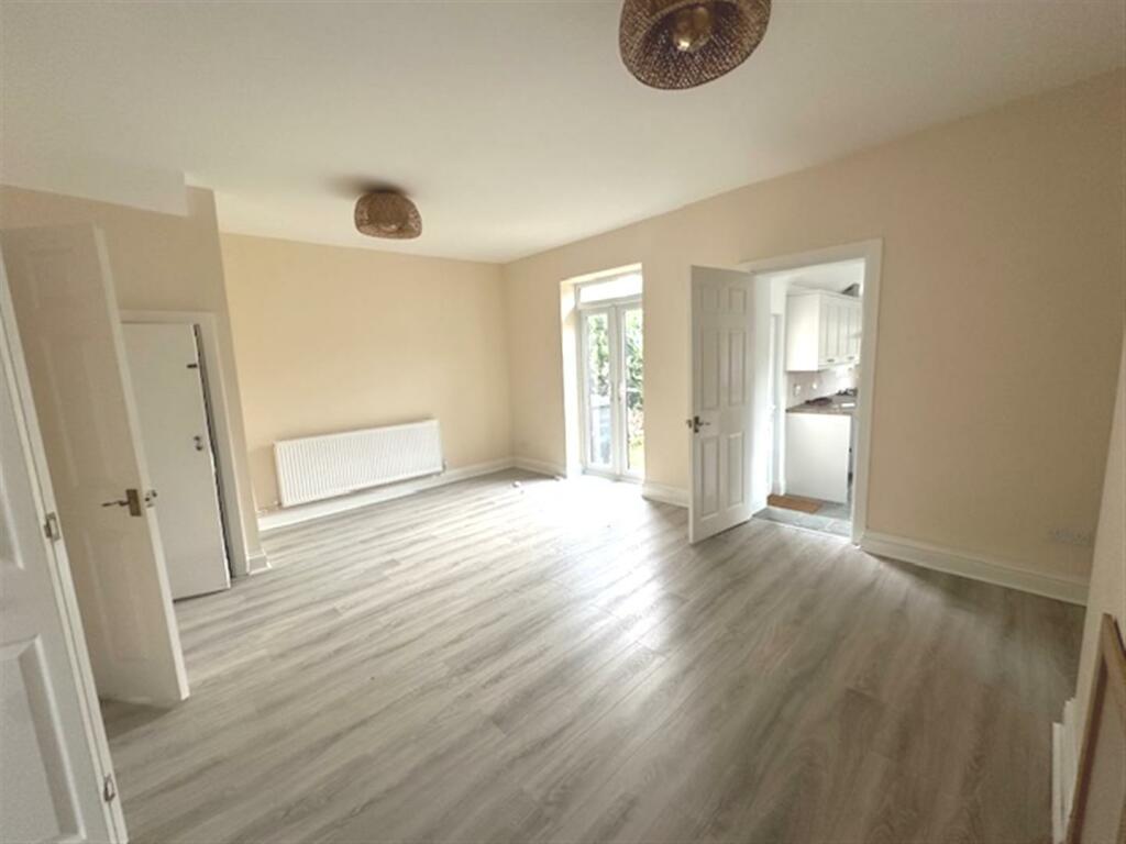 Additional image 5 of Highwalls Road, Dinas Powys