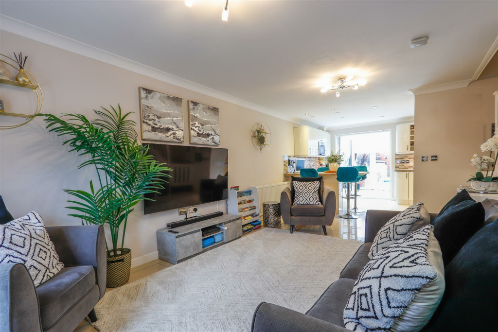 Additional image 2 of Heol Eryr Mor, Barry