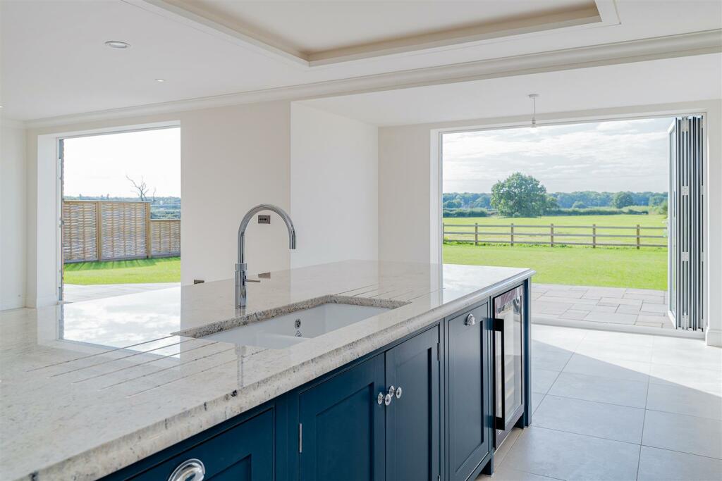 Additional image 7 of Belgrave Garden Mews, Pulford, Chester