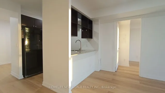 Additional image 5 of 181 Village Green Sq Unit 1515