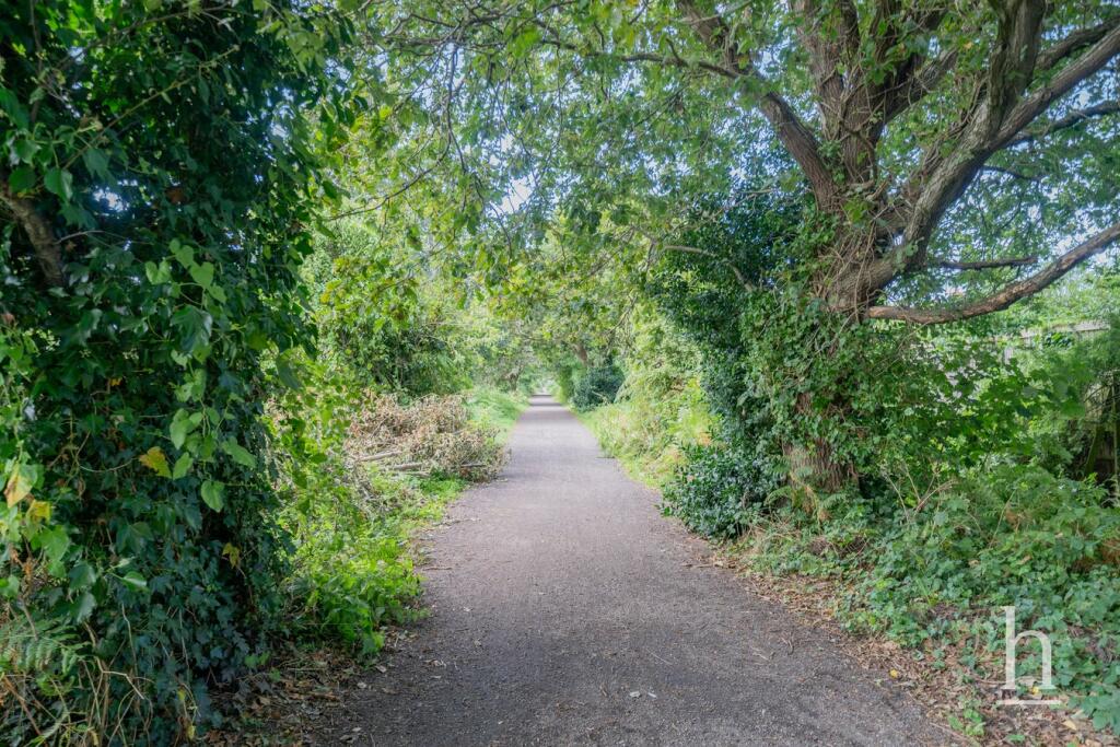 Additional image 30 of Broad Lane, Lower Heswall, CH60