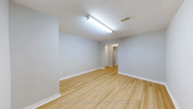 Additional image 29 of 15 Kenmanor Blvd