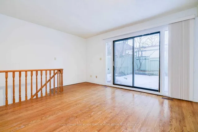 Additional image 13 of 26 Hazel Ave