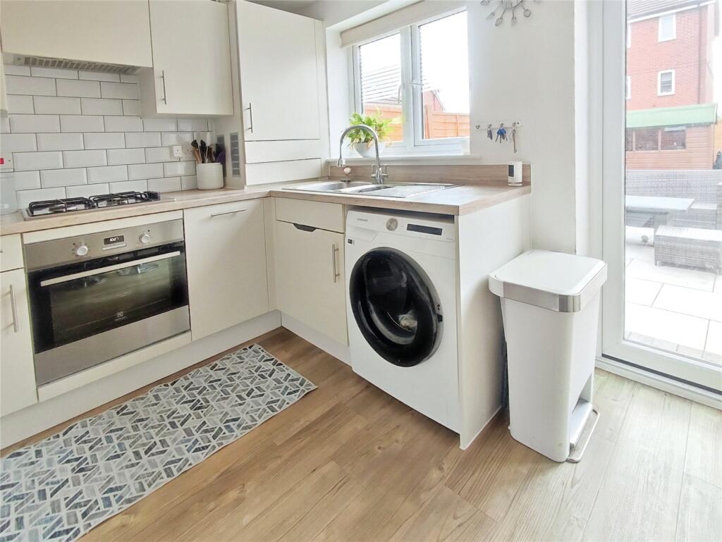 Additional image 7 of Amsbridge Crescent, Wick, Littlehampton