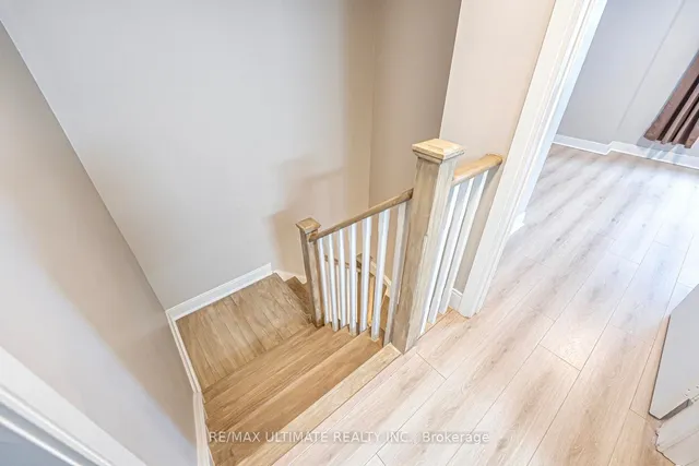 Additional image 22 of 330 Village Green Sq Unit TH06