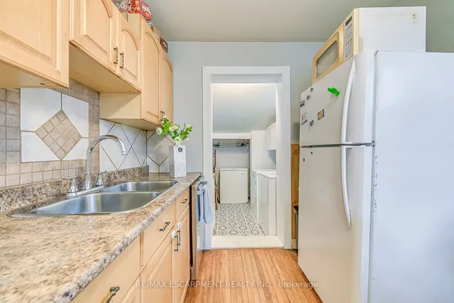 Additional image 12 of 68 East 35th St