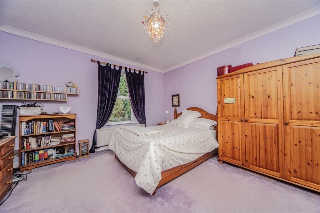 Additional image 41 of Gilbert Lane East, Barry