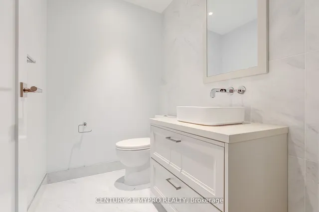 Additional image 6 of 455 Wellington St Unit 606