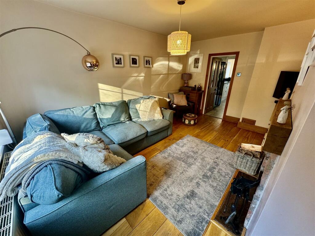 Additional image 5 of Kinnerton Road, Dodleston, Chester