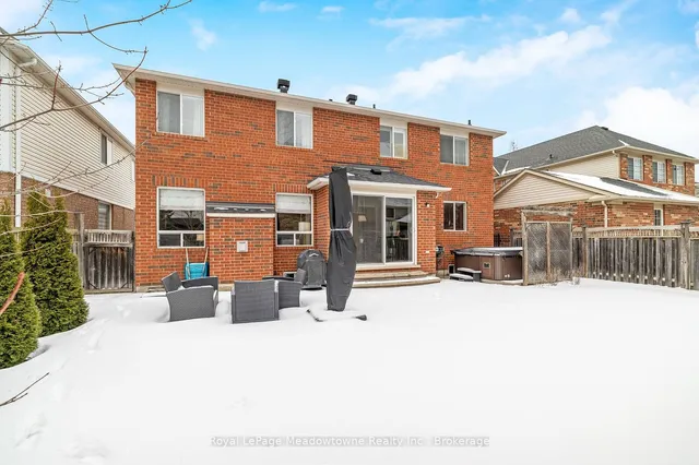 Additional image 39 of 1285 Christie Circ