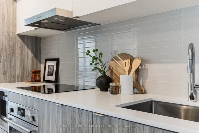 Additional image 16 of 138 Downes St Unit 1706