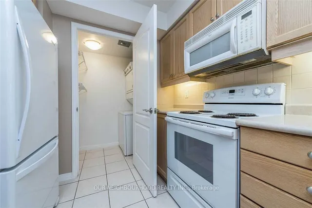 Additional image 7 of 205 The Donway W Unit 320