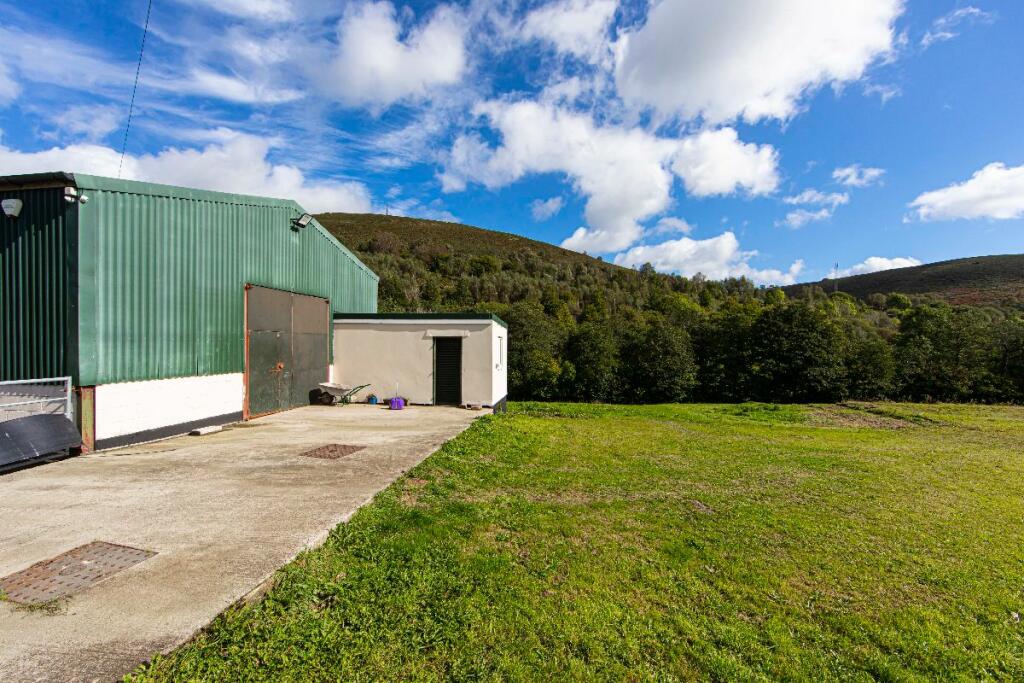 Additional image 42 of Ty'R-y-Wen Farm, Bedlinog, Treharris