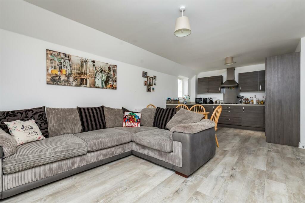 Additional image 14 of Lyndhurst House, Monarch Way, Shoreham-By-Sea