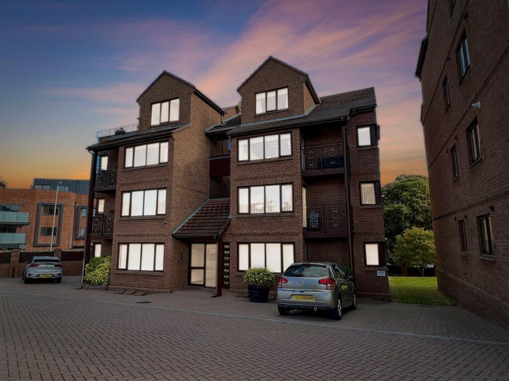 Additional image 22 of Mount Avenue, Heswall, Wirral