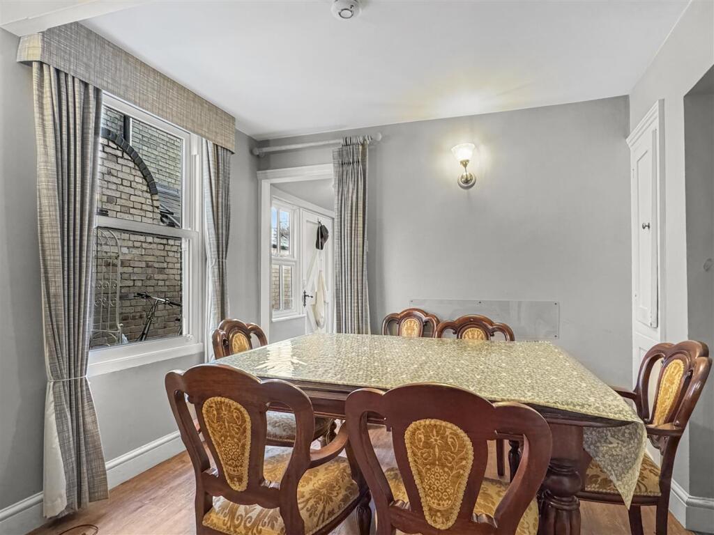 Additional image 4 of Victoria Road, Cambridge