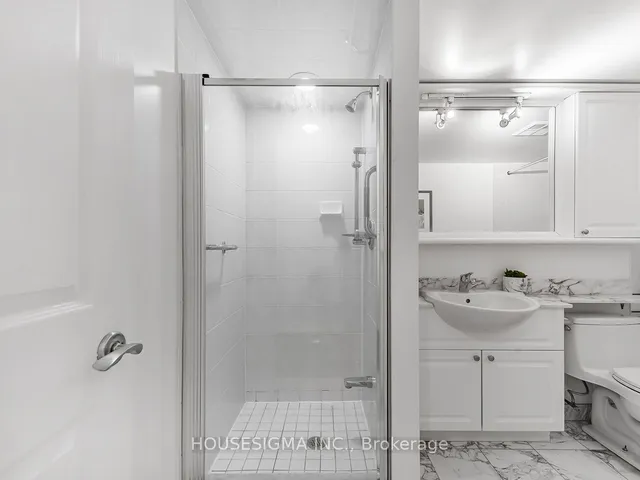 Additional image 22 of 388 Bloor St Unit 2001