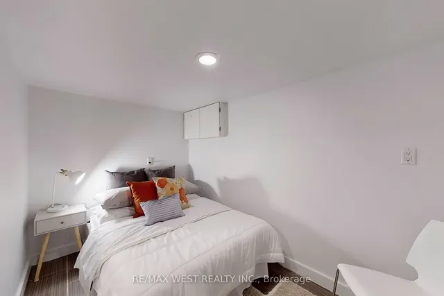 Additional image 28 of 540 Roxton Rd