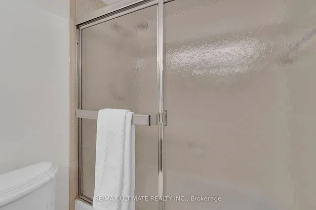 Additional image 20 of 75 Emmett Ave Unit 302