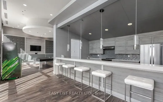 Additional image 19 of 2087 Fairview St Unit 1001