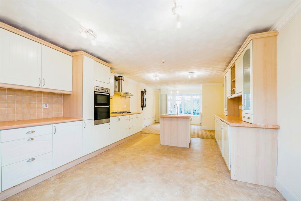 Additional image 19 of High Street, Cowbridge