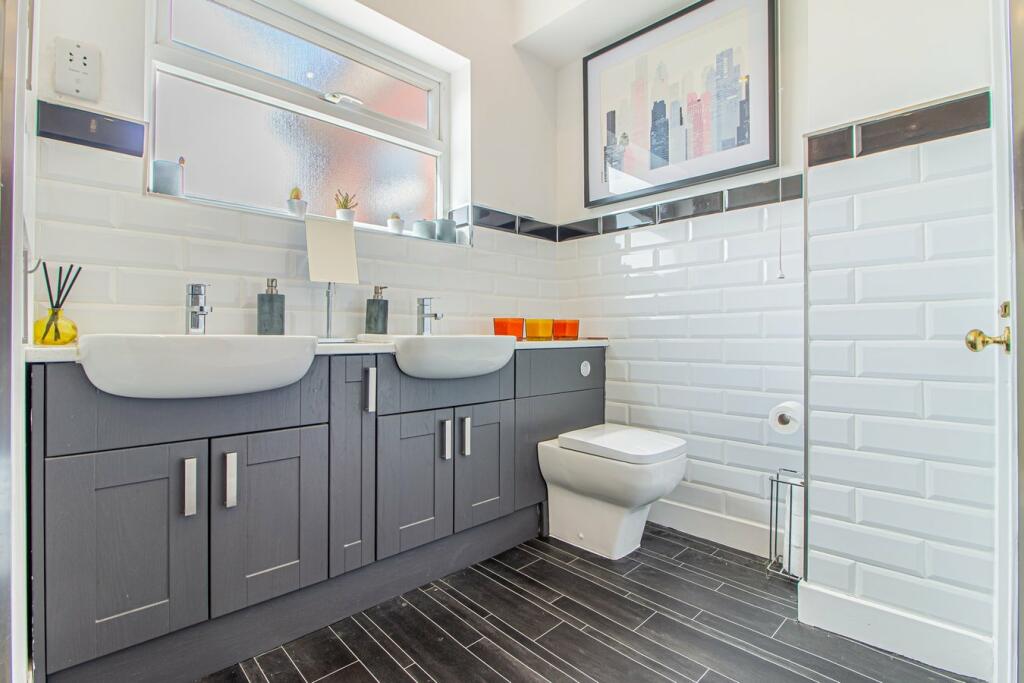 Additional image 23 of Llantrisant Road, Pontyclun, CF72