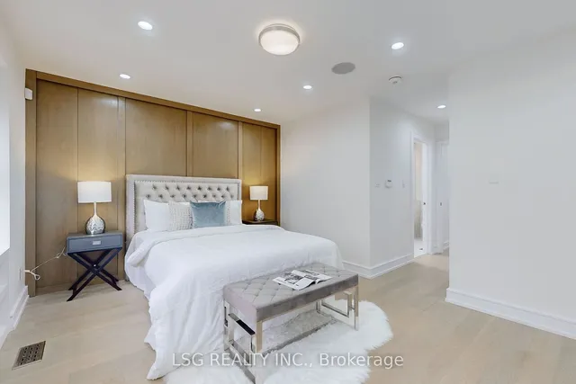 Additional image 15 of 868 Shaw St