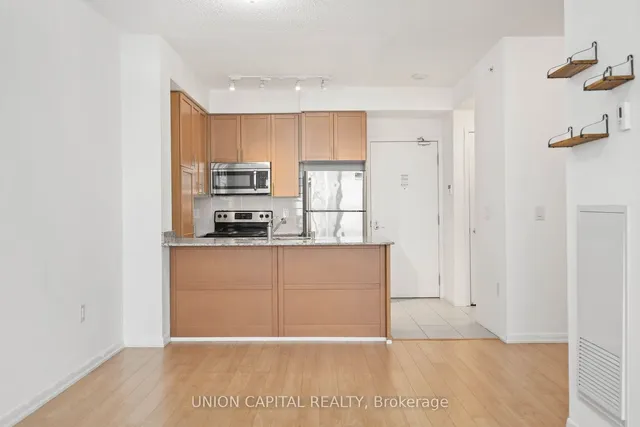 Additional image 13 of 800 Lawrence Ave Unit 613