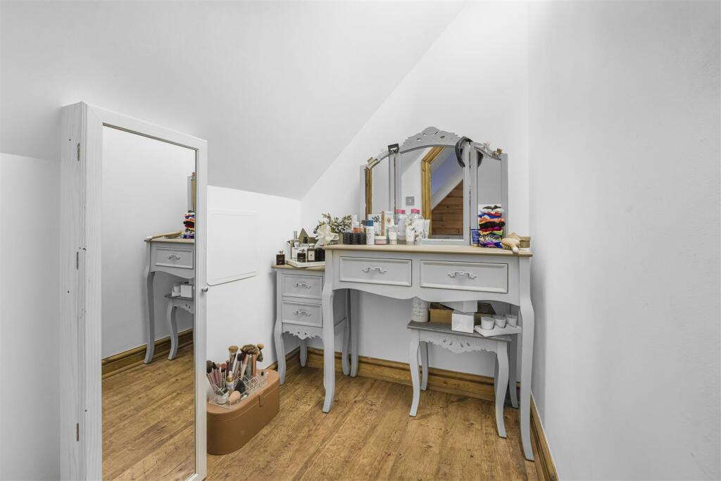 Additional image 8 of Oakmead Road, Meirios Valley