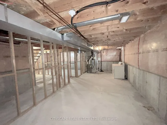 Additional image 31 of 1518 Swann Cres