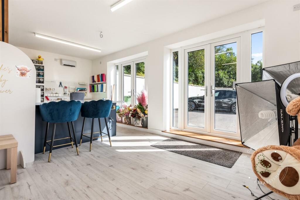 Additional image 40 of Pencoed Avenue, Pontypridd