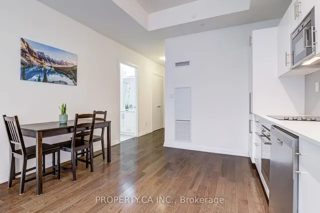 Additional image 9 of 460 Adelaide St Unit 1003