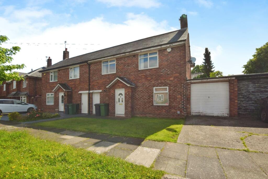 Plane Tree Road, Bebington